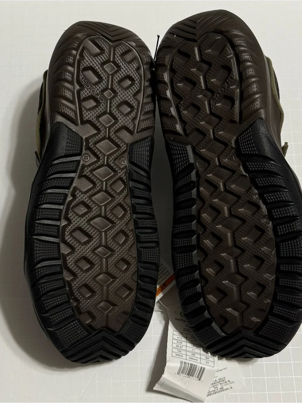 NWT Mens Crocs Swiftwater Mesh Deck Sandals 205289 Espresso Brown
